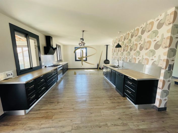 Image No.5-4 Bed House for sale