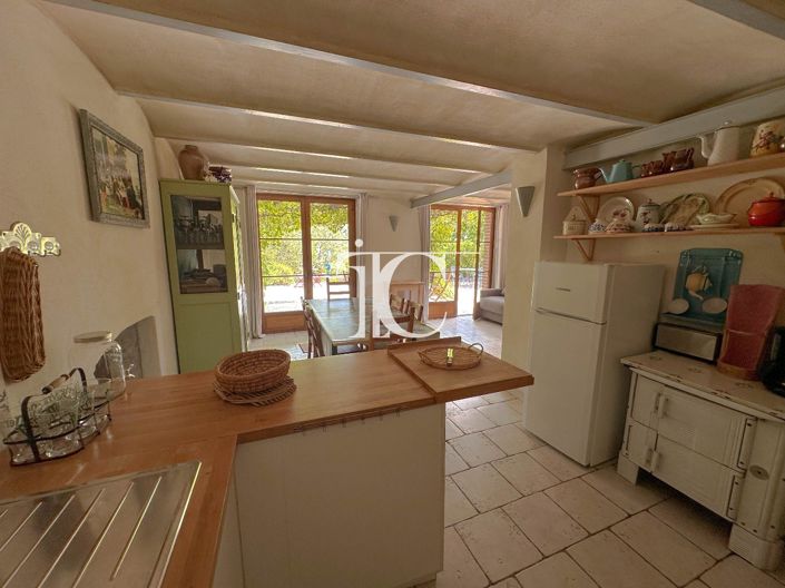 Image No.10-6 Bed House for sale