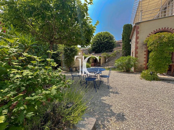 Image No.16-6 Bed House for sale