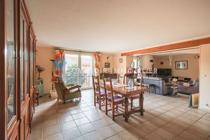 Image No.14-5 Bed House for sale