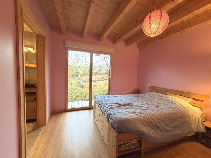 Image No.13-6 Bed House for sale