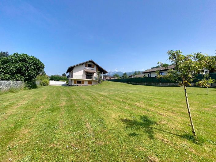 Image No.3-5 Bed House for sale