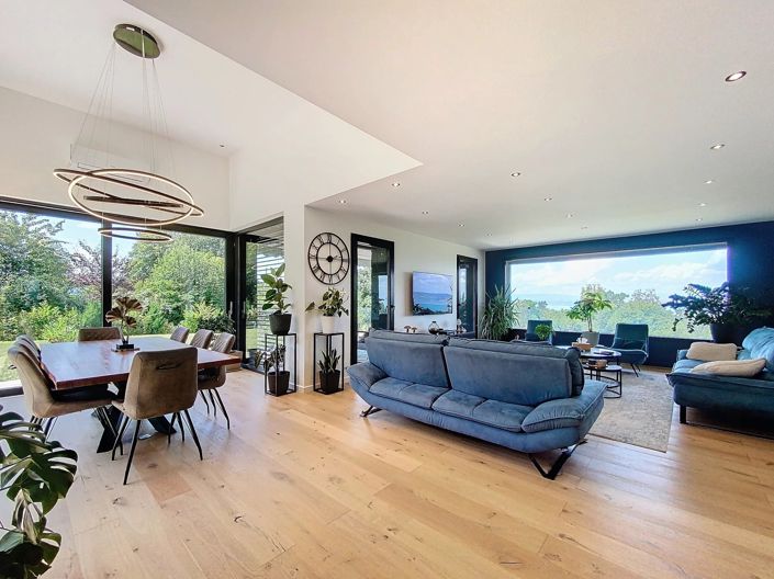 Image No.2-5 Bed House for sale