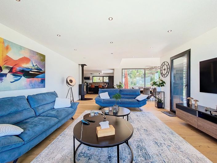Image No.4-5 Bed House for sale