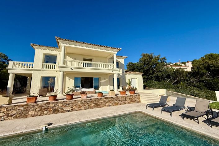 Image No.9-4 Bed House for sale
