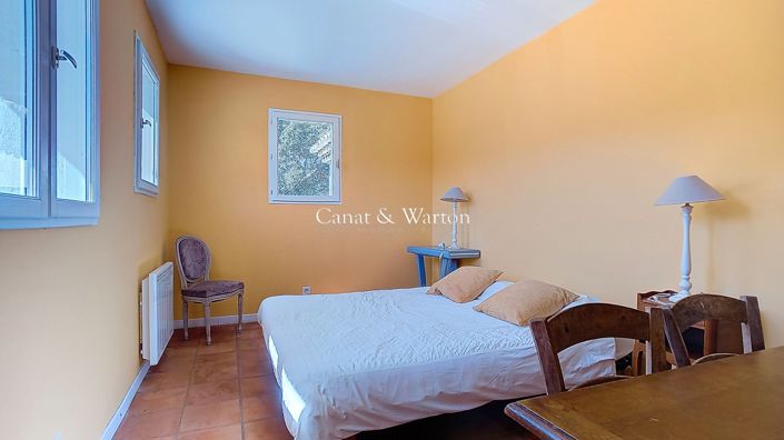 Image No.14-5 Bed Property for sale