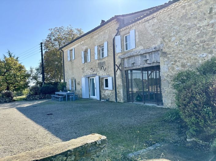 Image No.36-6 Bed House for sale