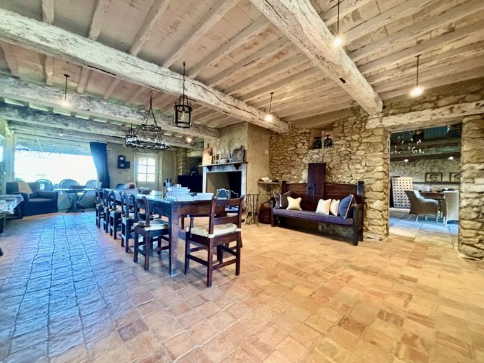 Image No.4-6 Bed House for sale