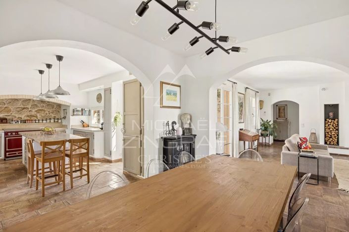 Image No.5-4 Bed House for sale