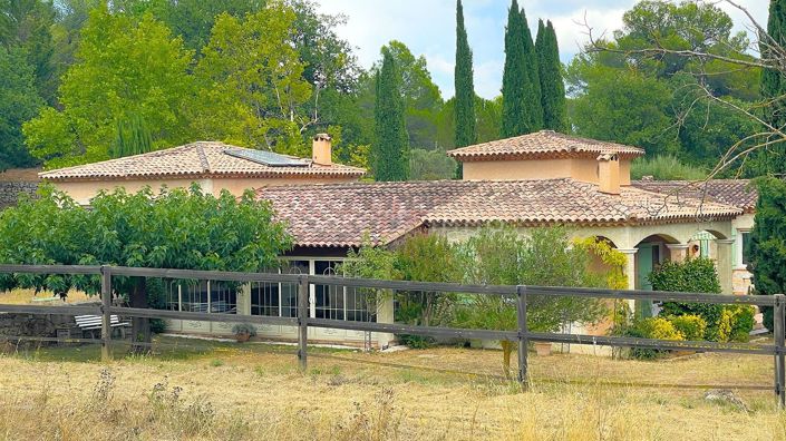 Image No.15-4 Bed Property for sale