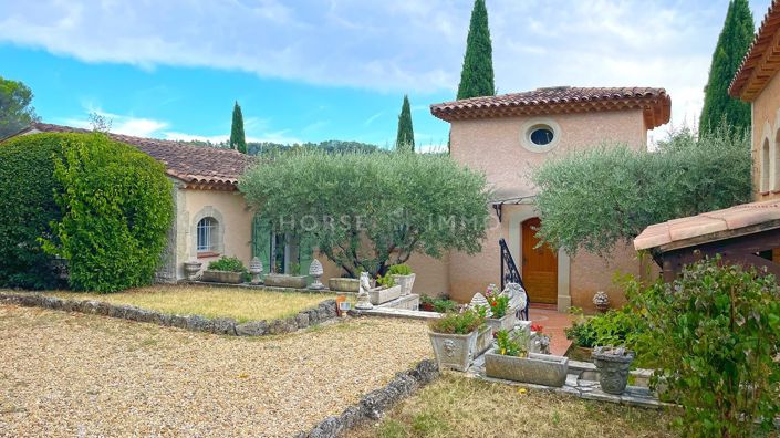 Image No.5-4 Bed Property for sale