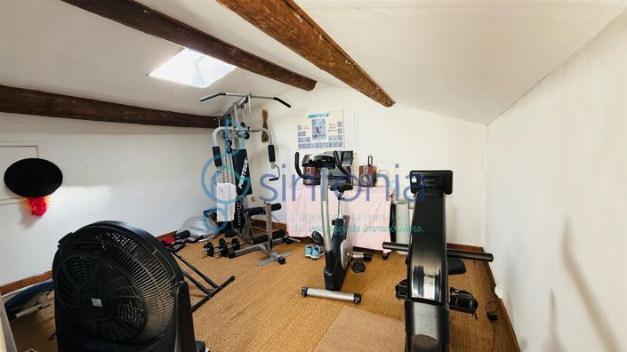 Image No.15-4 Bed House for sale