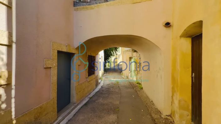 Image No.21-4 Bed House for sale