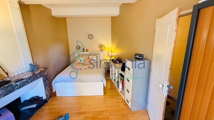 Image No.6-4 Bed House for sale