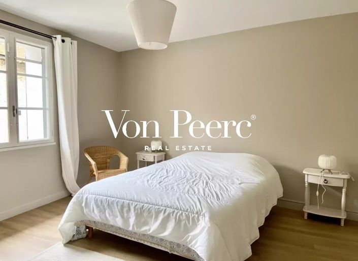 Image No.6-4 Bed House for sale