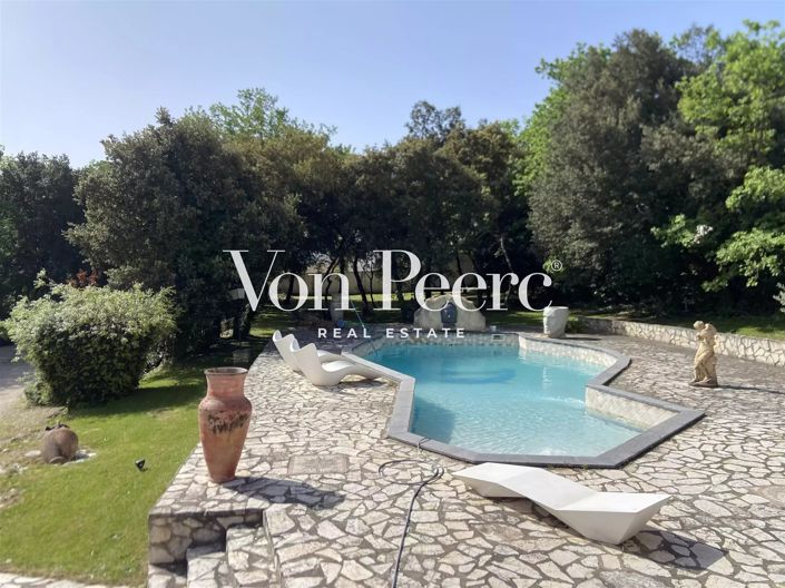 Image No.2-4 Bed House for sale