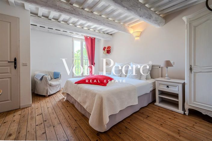Image No.12-6 Bed House for sale