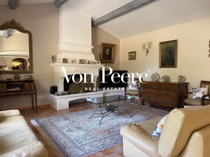 Image No.7-5 Bed House for sale