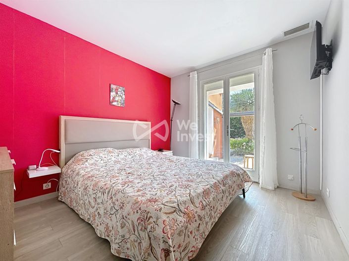 Image No.9-4 Bed House for sale