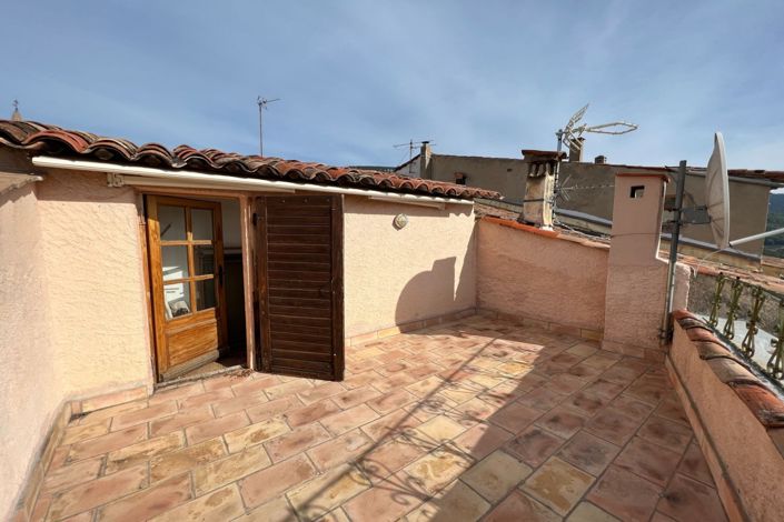 Image No.6-4 Bed House for sale