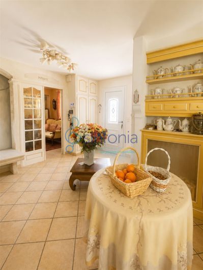 Image No.13-4 Bed House for sale