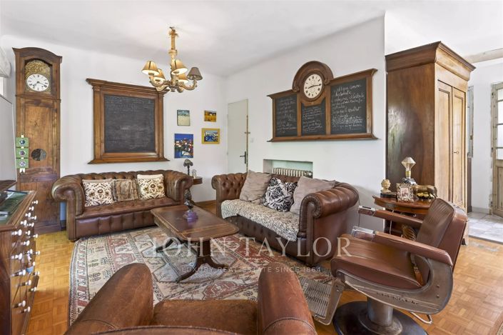 Image No.7-4 Bed House for sale