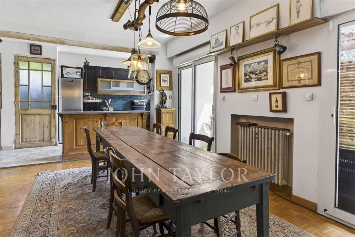 Image No.8-4 Bed House for sale