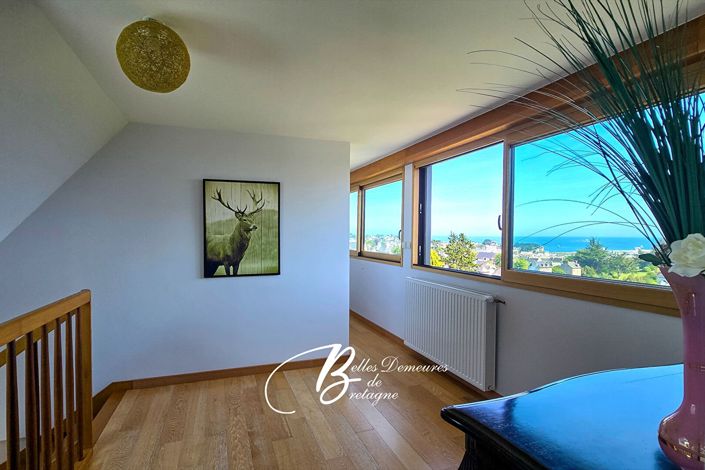 Image No.16-4 Bed House for sale