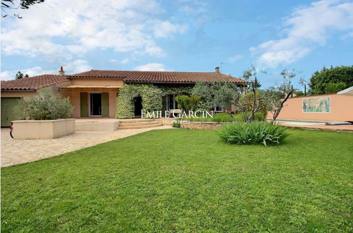 Image No.2-3 Bed House for sale