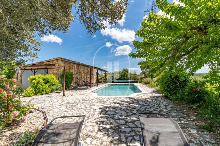 Image No.14-6 Bed House for sale