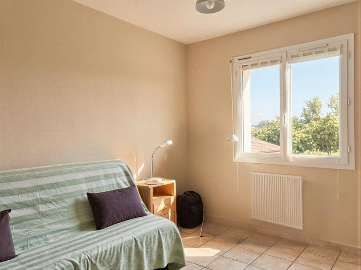 Image No.12-4 Bed House for sale