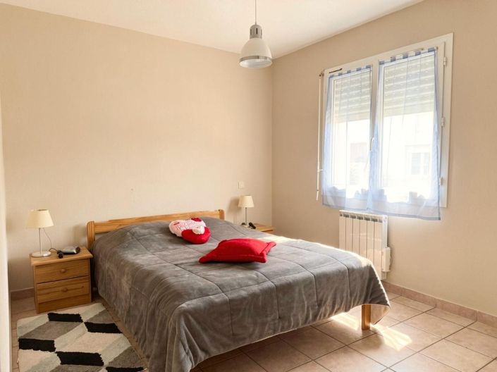 Image No.8-4 Bed House for sale