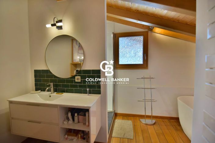 Image No.11-4 Bed House for sale