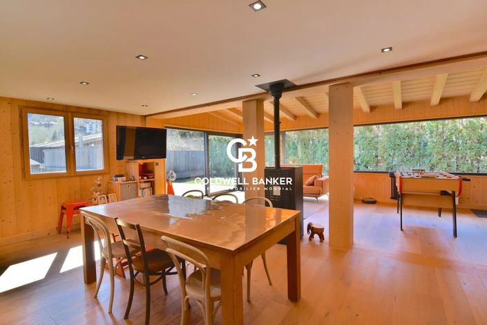 Image No.3-4 Bed House for sale