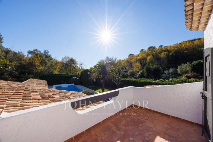 Image No.13-4 Bed House for sale