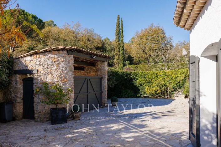 Image No.14-4 Bed House for sale