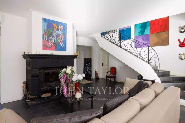 Image No.6-4 Bed House for sale
