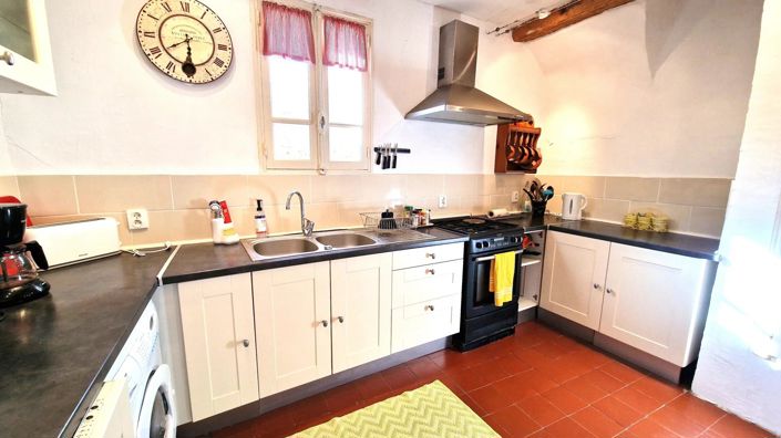 Image No.10-3 Bed House for sale