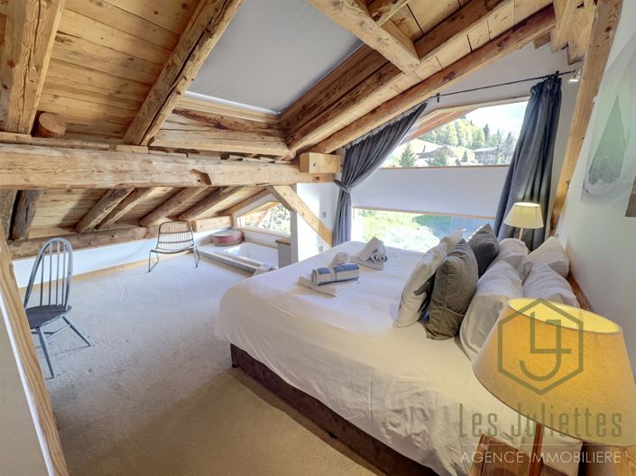 Image No.12-10 Bed House for sale