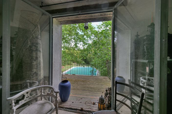 Image No.17-6 Bed House for sale