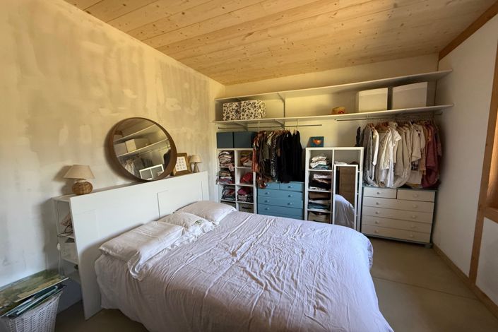 Image No.5-5 Bed House for sale