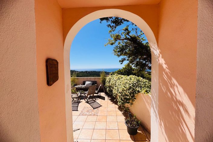 Image No.3-3 Bed House for sale