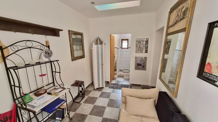 Image No.12-2 Bed House for sale