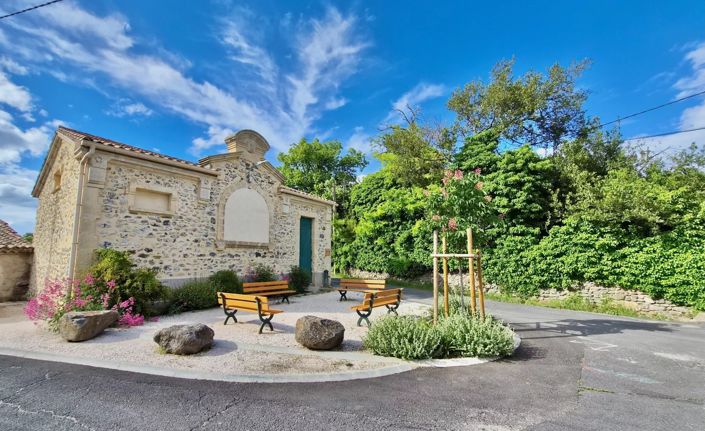Image No.17-2 Bed House for sale