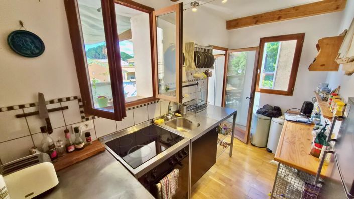 Image No.4-2 Bed House for sale