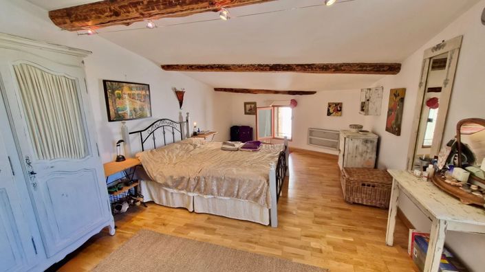Image No.8-2 Bed House for sale