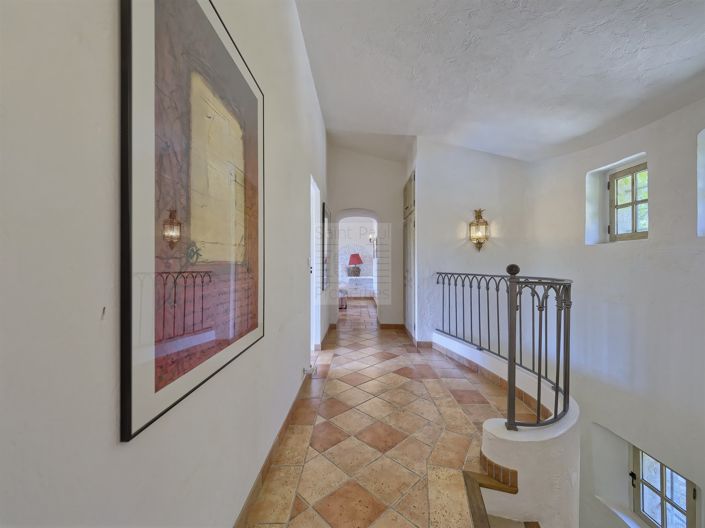 Image No.13-4 Bed House for sale