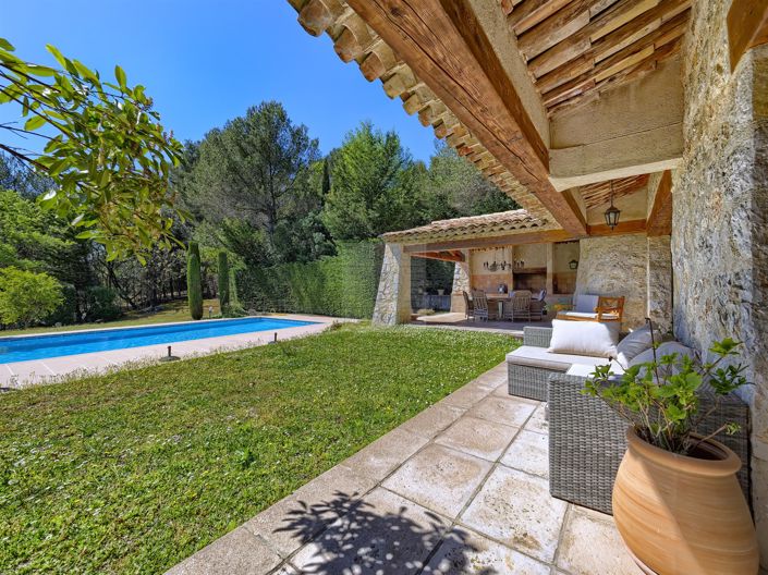 Image No.3-4 Bed House for sale