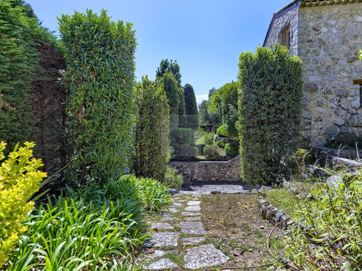 Image No.6-4 Bed House for sale
