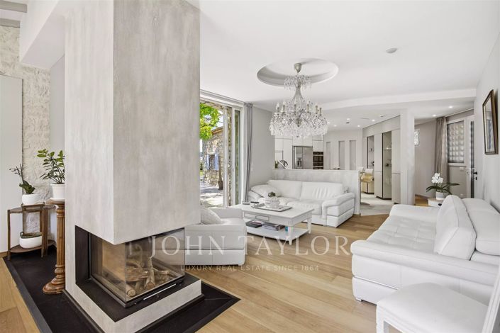 Image No.10-4 Bed House for sale